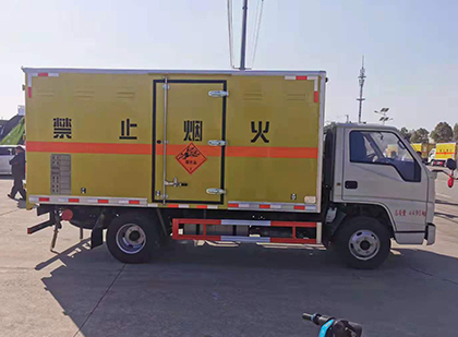 武城爆破器材运输车技术升级与安全合规新趋势